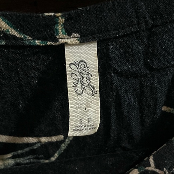 Free People Black and Cream Floral Long Sleeve Dress - Picture 4 of 6